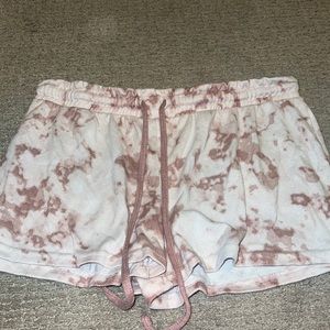 TIE-DYE SOFT LOUNGE SHORTS